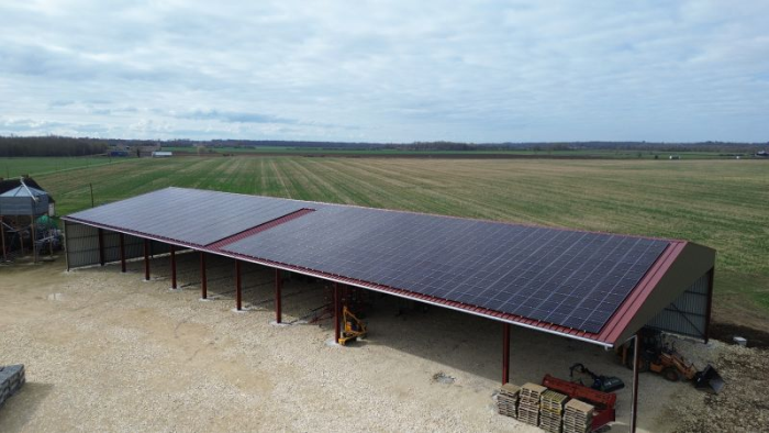 Bâtiment agricole à Blet